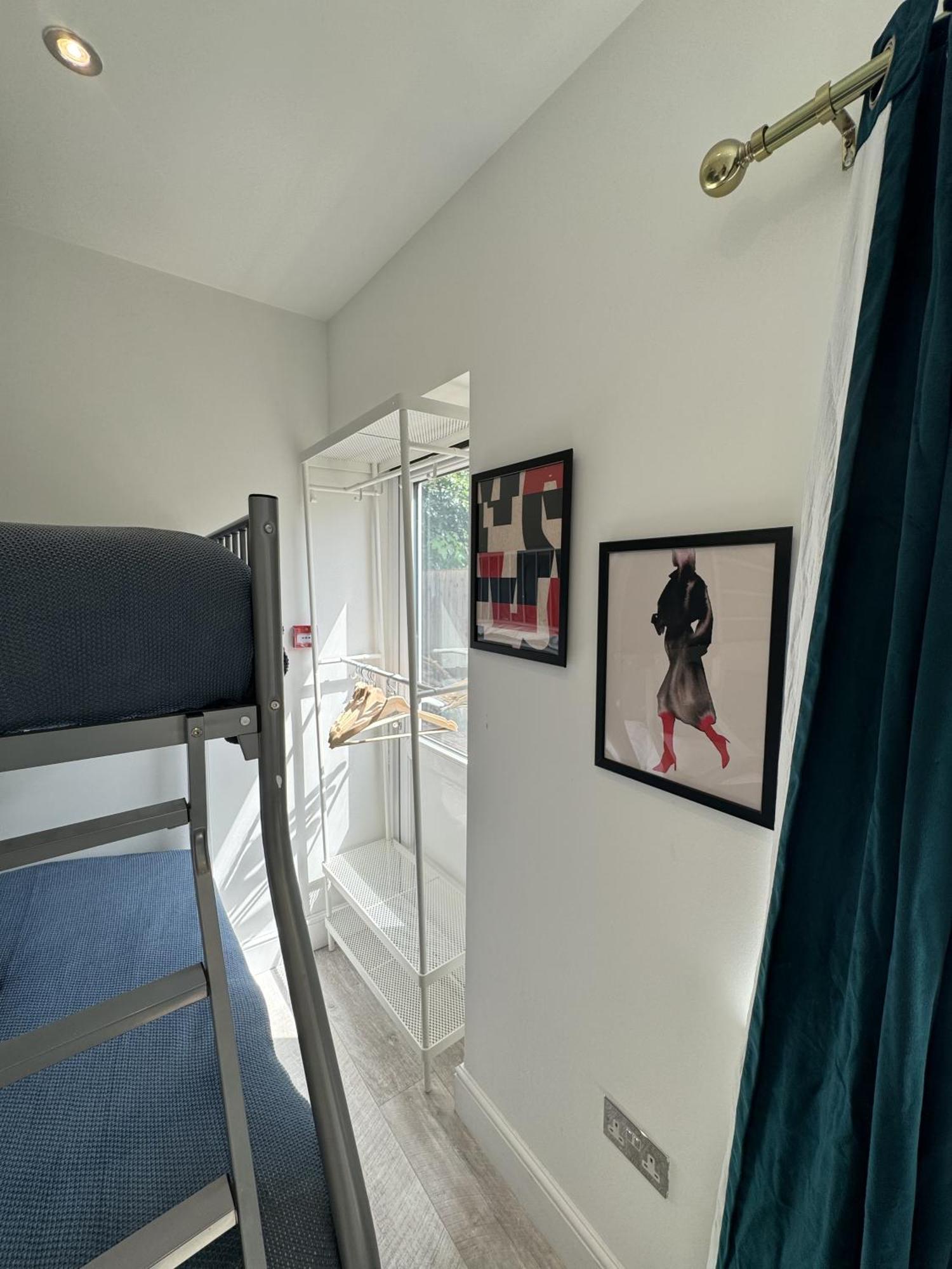 En-Suite Bedroom For Up To 4! Sofa Bed - Near Stratford 伦敦 外观 照片