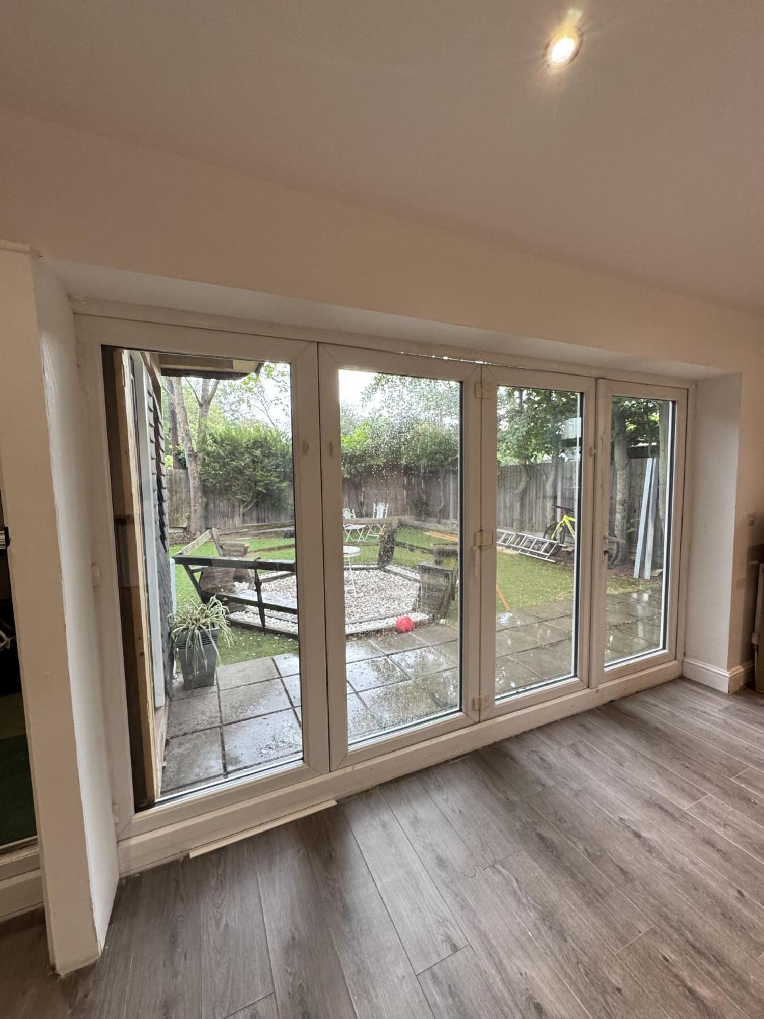 En-Suite Bedroom For Up To 4! Sofa Bed - Near Stratford 伦敦 外观 照片